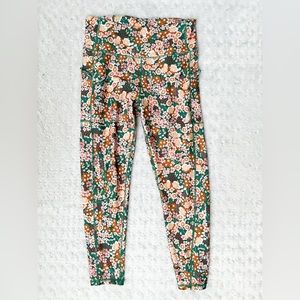 EBB & FLOW Retro Floral Ruffle Pocket Leggings